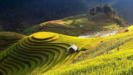 天池山景區(qū)：仙境般的山水畫卷